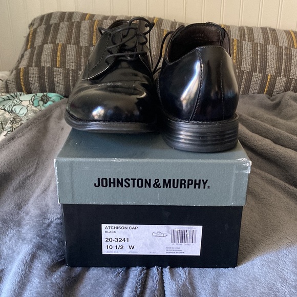 JOHNSTON & MURPHY - Picture 5 of 7